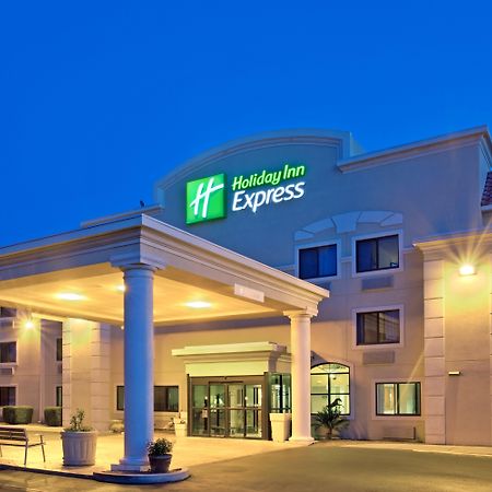 Holiday Inn Express Tucson-Airport By Ihg Exterior photo