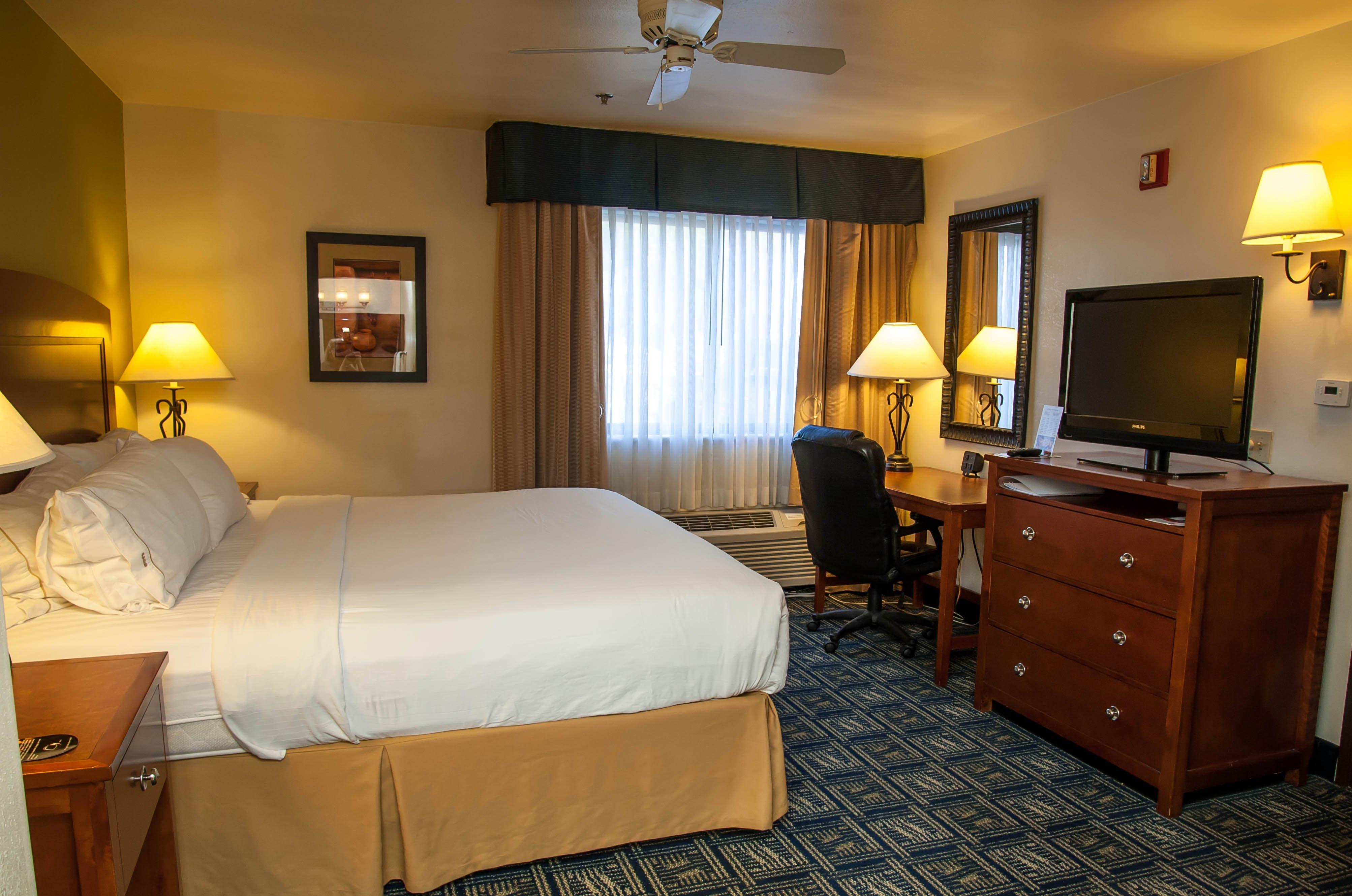 Holiday Inn Express Tucson-Airport By Ihg Exterior photo