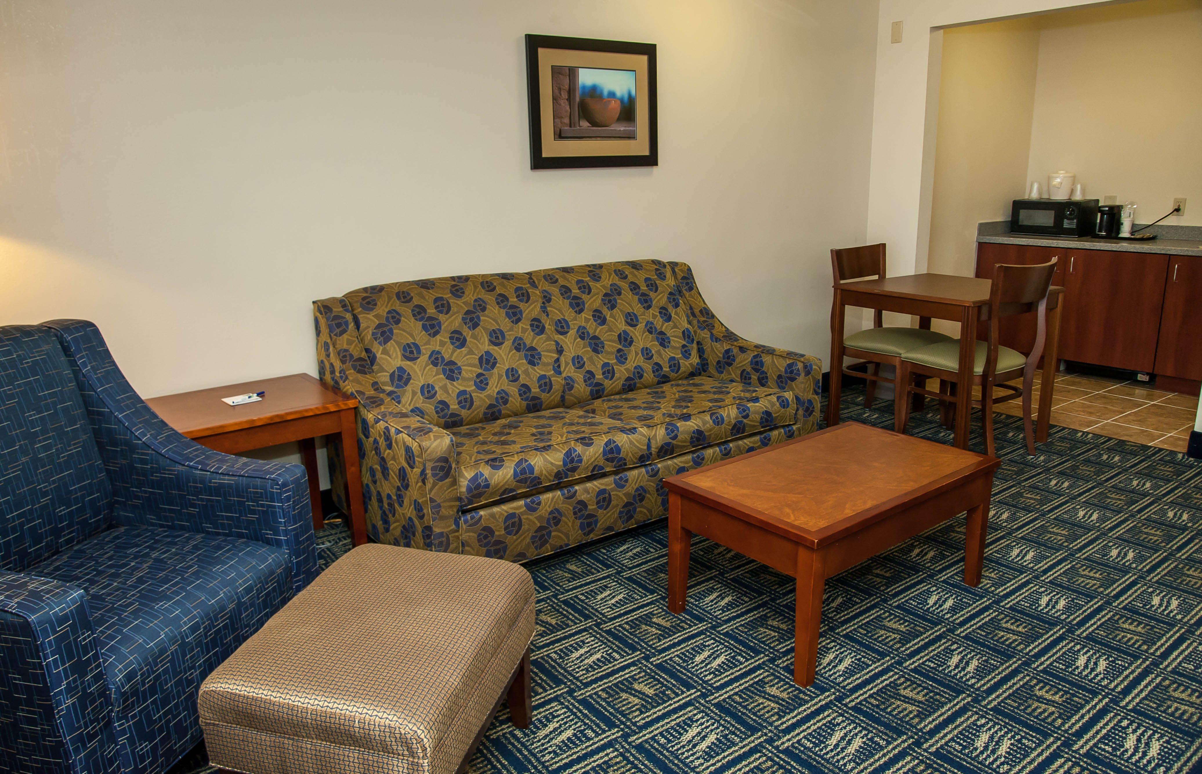 Holiday Inn Express Tucson-Airport By Ihg Exterior photo
